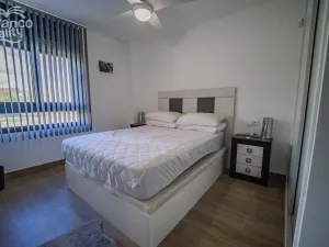 Prodej bytu 4+kk, Los Alcazares, Murcia, Španělsko, 70 m2
