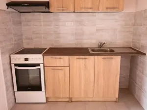 Pronájem bytu 2+kk, Trutnov - Střední Předměstí, Novodvorská, 50 m2