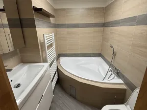 Pronájem bytu 3+1, Praha - Vinohrady, Na Kozačce, 115 m2