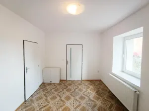 Pronájem bytu 3+kk, Planá, Karlín, 61 m2
