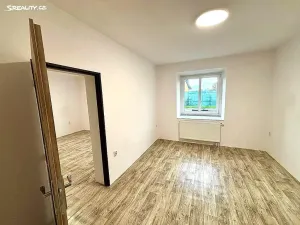 Prodej bytu 3+kk, Planá, Karlín, 61 m2