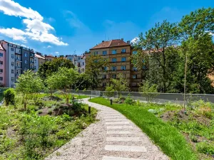 Pronájem bytu 1+kk, Praha - Vysočany, Bassova, 28 m2