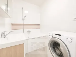 Pronájem bytu 3+1, Brno, Bzenecká, 70 m2