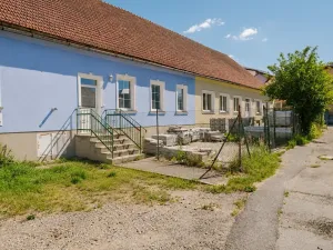 Prodej vícegeneračního domu, Kamenice, 1737 m2