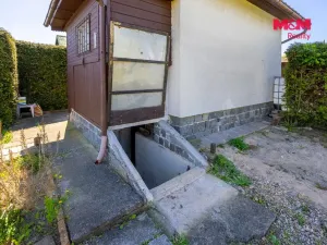 Prodej chaty, Hradec Králové - Slatina, 385 m2
