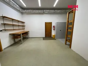 Pronájem obchodního prostoru, Chrudim - Chrudim II, Topolská, 106 m2
