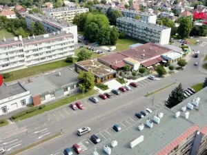 Pronájem obchodního prostoru, Chrudim - Chrudim II, Topolská, 106 m2
