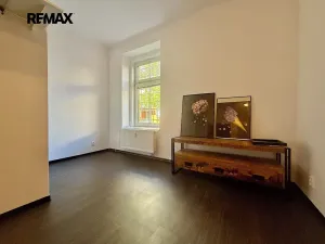 Pronájem kanceláře, Plzeň, Radobyčická, 73 m2