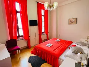 Pronájem apartmánu, Karlovy Vary, Zámecký vrch, 200 m2