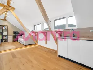 Prodej vícegeneračního domu, Praha, V Podbabě, 90 m2