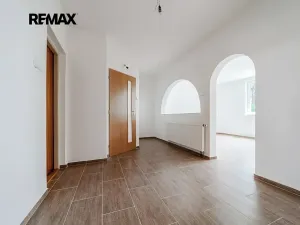 Prodej rodinného domu, Hrušovany u Brna, Vodní, 190 m2
