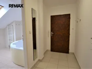 Pronájem bytu 2+kk, Plzeň, Resslova, 78 m2