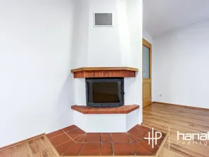 Prodej rodinného domu, Strančice, 259 m2