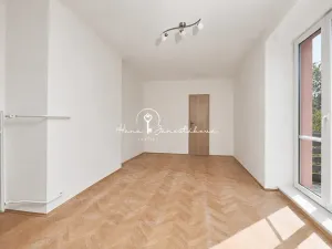 Prodej bytu 2+1, Trhové Sviny, 72 m2