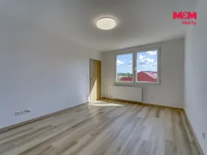 Pronájem bytu 1+1, Sušice - Sušice II, V Drahelinkách, 37 m2
