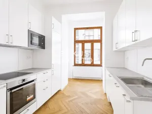 Pronájem bytu 2+1, Praha - Vinohrady, Balbínova, 82 m2