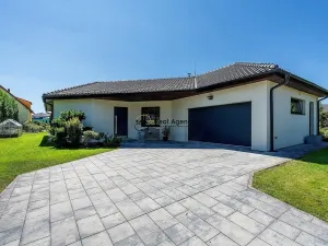 Prodej rodinného domu, Trnová, 214 m2