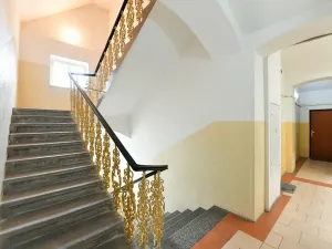 Pronájem bytu 2+kk, Praha - Smíchov, Holečkova, 36 m2