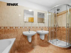 Prodej bytu 4+1, Praha - Nové Město, Lípová, 166 m2