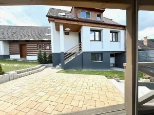 Prodej rodinného domu, Roztoky, 234 m2