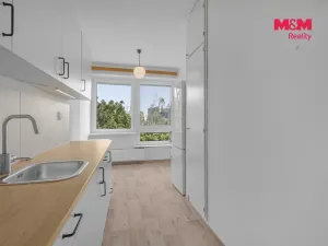 Pronájem bytu 3+1, Hradec Králové - Nový Hradec Králové, Mrštíkova, 77 m2