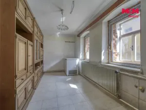 Prodej rodinného domu, Lesná, 208 m2