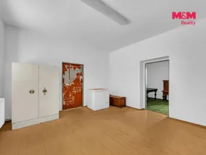 Prodej bytu 3+kk, Úpice, Svornosti, 170 m2