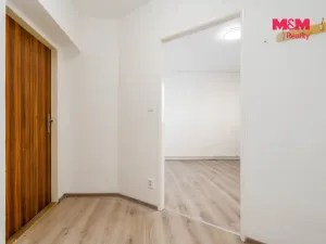 Prodej bytu 2+kk, Milovice, Mírová, 42 m2