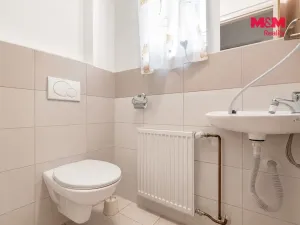 Prodej rodinného domu, Velké Karlovice, 245 m2