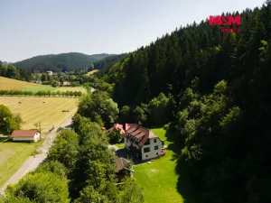 Prodej rodinného domu, Velké Karlovice, 245 m2