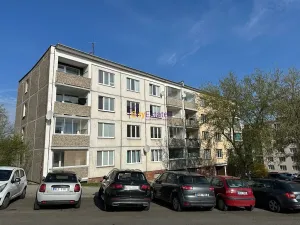 Prodej bytu 2+1, Louny, nám. Petra Obrovce, 65 m2