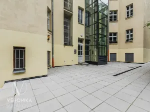 Prodej bytu 4+kk, Praha - Dejvice, Evropská, 107 m2