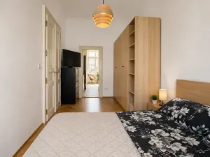 Pronájem bytu 2+1, Praha - Malá Strana, Újezd, 73 m2
