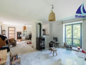 Prodej zemědělské usedlosti, Krupá, 285 m2