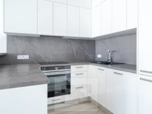 Pronájem bytu 2+kk, Praha - Letňany, Terezínská, 48 m2