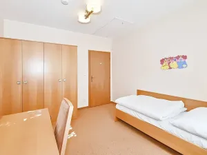 Prodej rodinného domu, Karlovy Vary, Slovenská, 147 m2