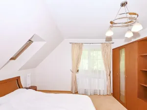 Prodej rodinného domu, Karlovy Vary, Slovenská, 162 m2