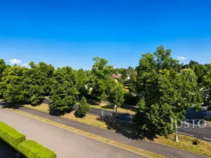 Prodej bytu 4+kk, Kamenice, Sídliště II, 77 m2