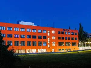 Pronájem kanceláře, Praha - Vysočany, Lisabonská, 53 m2