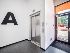 Pronájem kanceláře, Mělník, Bezručova, 40 m2