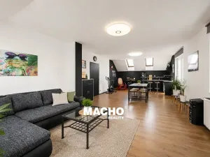 Prodej rodinného domu, Okrouhlo, 163 m2