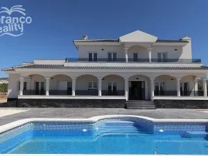 Prodej rodinného domu, Pinoso, Alicante, Španělsko, 245 m2