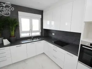 Prodej rodinného domu, Pinoso, Alicante, Španělsko, 245 m2