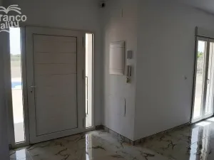 Prodej rodinného domu, Pinoso, Alicante, Španělsko, 225 m2