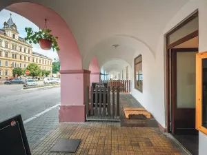 Pronájem restaurace, Přelouč, Masarykovo náměstí, 50 m2