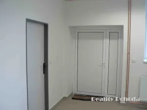 Pronájem skladu, Prostějov, Rejskova, 128 m2