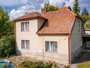Prodej rodinného domu, Uhersko, 140 m2