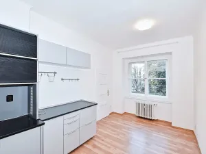 Pronájem bytu 2+kk, Praha - Nusle, U křížku, 45 m2