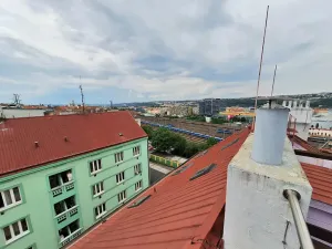 Pronájem obchodního prostoru, Praha - Vysočany, Novovysočanská, 160 m2