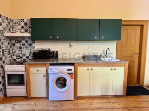 Pronájem bytu 2+kk, Hradec Králové, Komenského, 40 m2